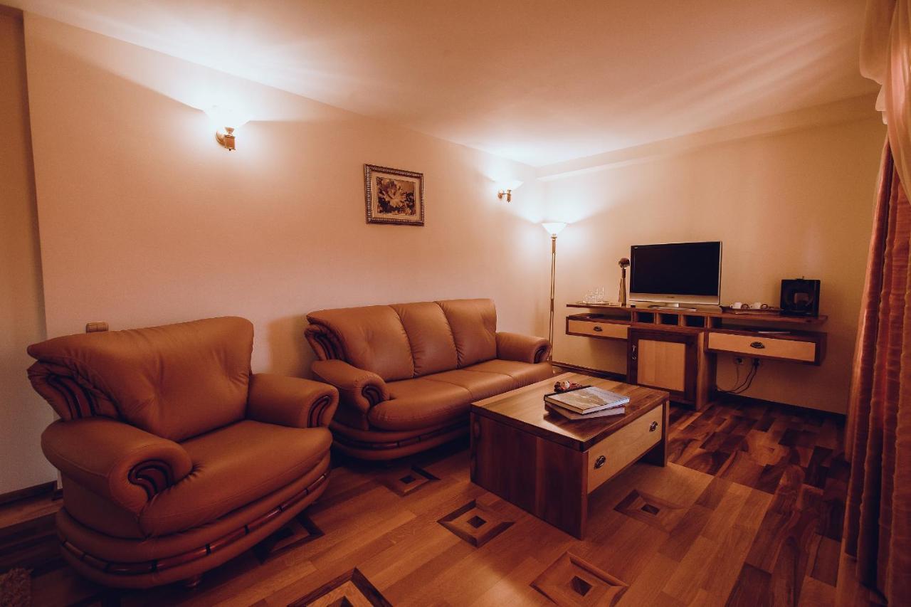 Denisa Boutique Hotel Brassópojána Kültér fotó