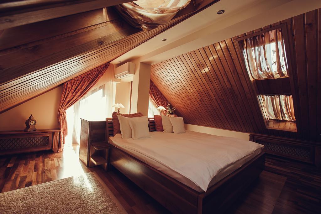 Denisa Boutique Hotel Brassópojána Kültér fotó
